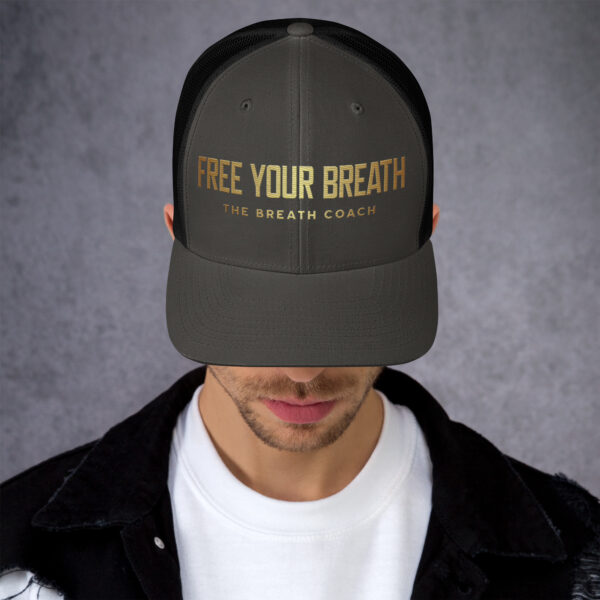 Trucker-Breath-Cap – Bild 13