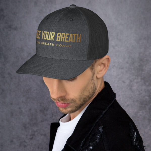Trucker-Breath-Cap – Bild 23
